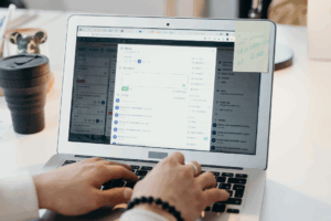 كيف تكتب إيميل تسويقي عقاري ناجح في 8 خطوات بسيطة